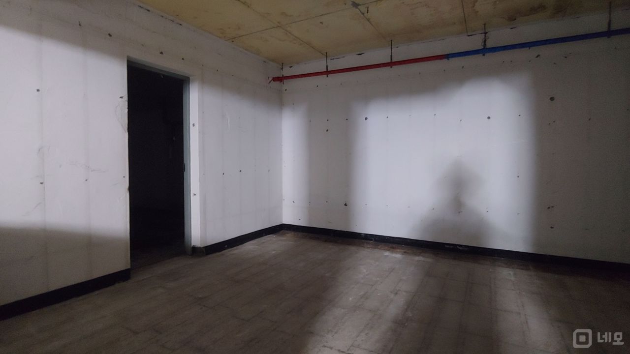 서초동 인프라 최상  업무보기 편한 위치의 사무실 매물의 9번째 사진