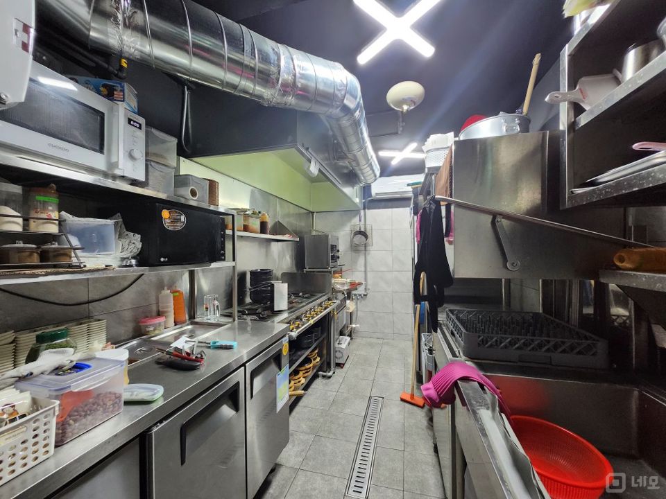 신길동 유동인구 많은 상권 위치, 시설, 인테리어 완비된 호프집 매물의 5번째 사진