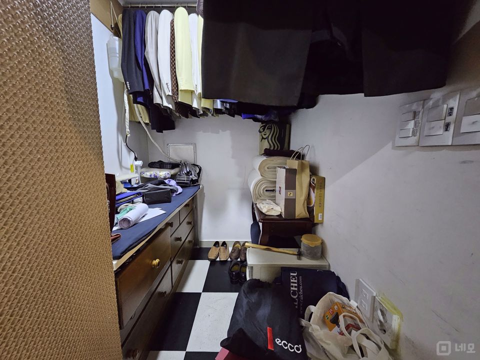 접근성 좋은 대로변, 압구정역 5분거리 지하1층 상가 매물의 6번째 사진