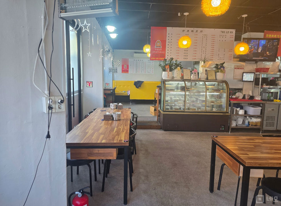 아산시 온천동, 주택가상권에 위치한 1층 음식점 매물의 3번째 사진