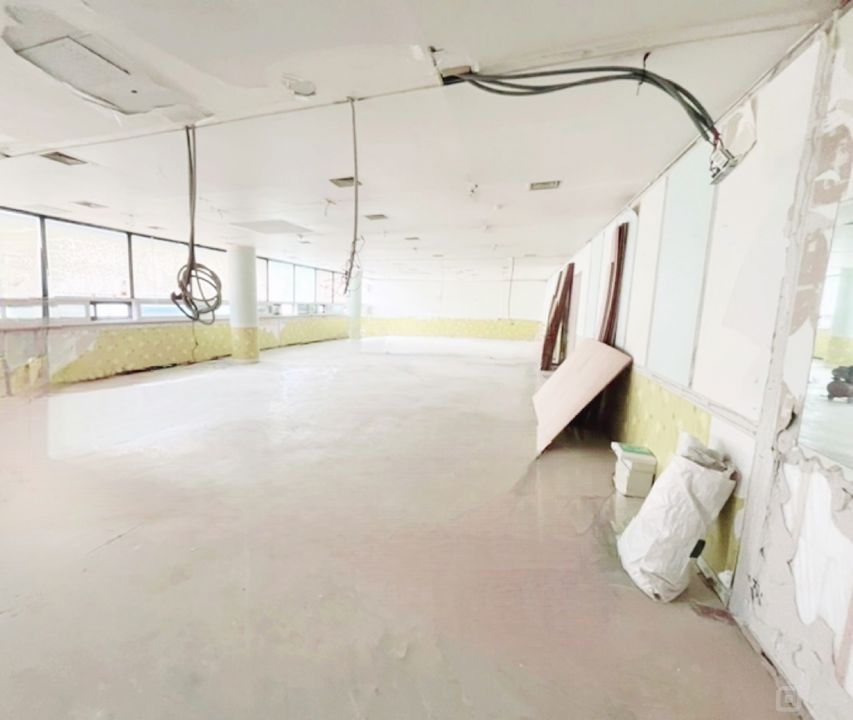 대로변, 주목도 높은 초역세권 5층 계산동 공실 매물의 1번째 사진