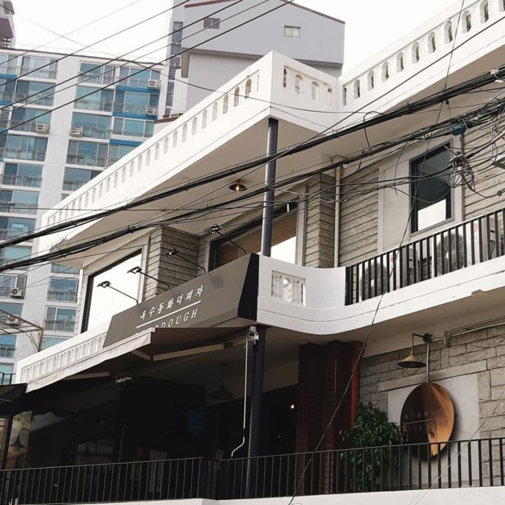 옥수역 6번출구 도보 5분 위치, 옥수동 화덕피자집 매물의 9번째 사진