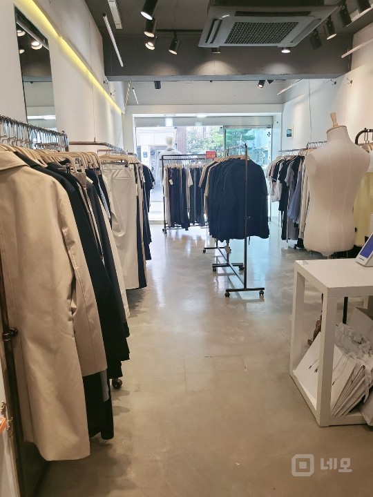 한티역 대치동 의류매장!타업종 가능 매물의 2번째 사진