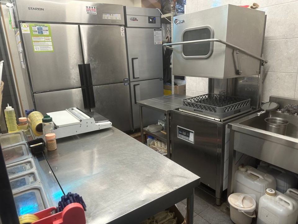 한식전문점입니다! 저렴하게 내놓습니다! 매물의 2번째 사진