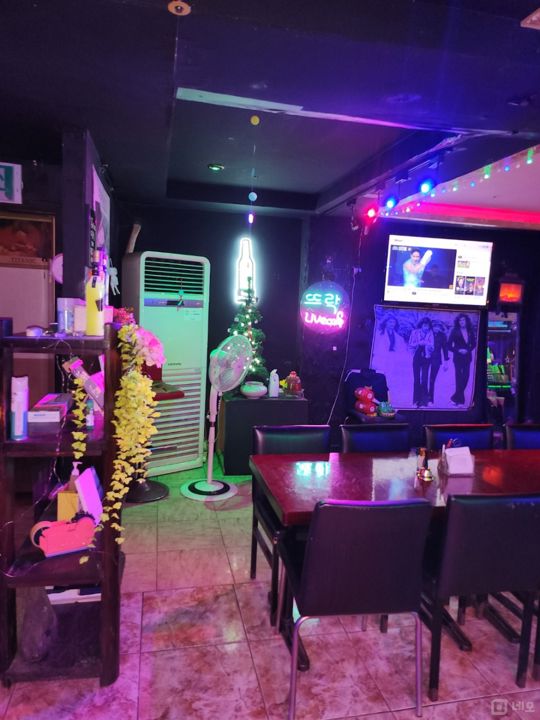 휘경동 회기역 역세권, 20년 영업, 단골고객 많은 노래주점 매물의 4번째 사진