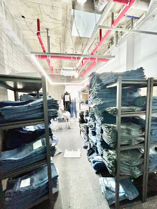 # 2023년 신축건물/ 실 27평/ 층고 4미터 이상/ 주차 1대 매물의 6번째 사진