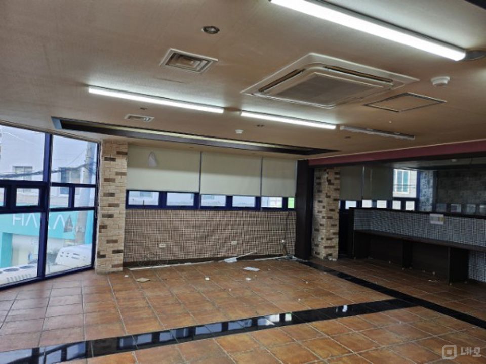 해운대구 반여동 즉시 입주 가능한 2층 상가 임대 매물의 2번째 사진