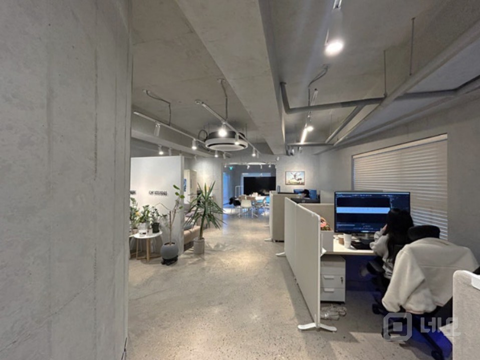  신축Luxury-☆  논현역도보2분, 주차 2대 매물의 1번째 사진