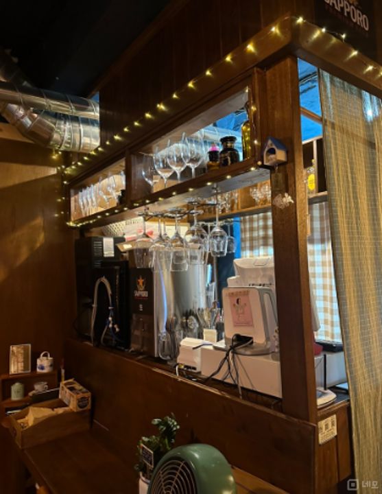 관악구 봉천동 내부 인테리어 좋은 1층 주점 임대 매물의 2번째 사진