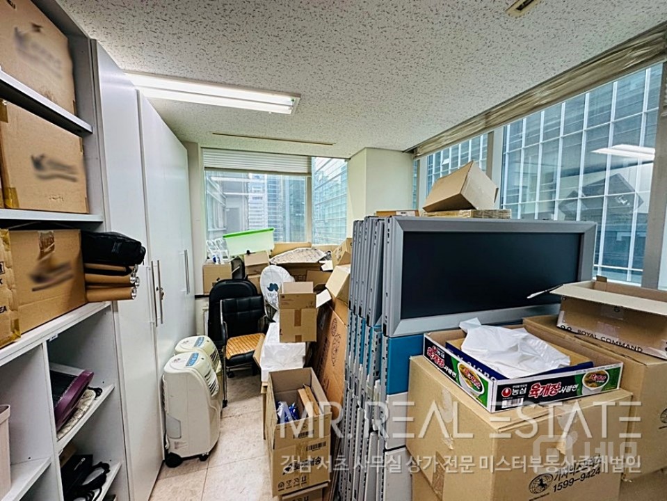 실사진 선릉역 4분 자주식주차 깔끔한사무실 가성비 엘베 매물의 18번째 사진