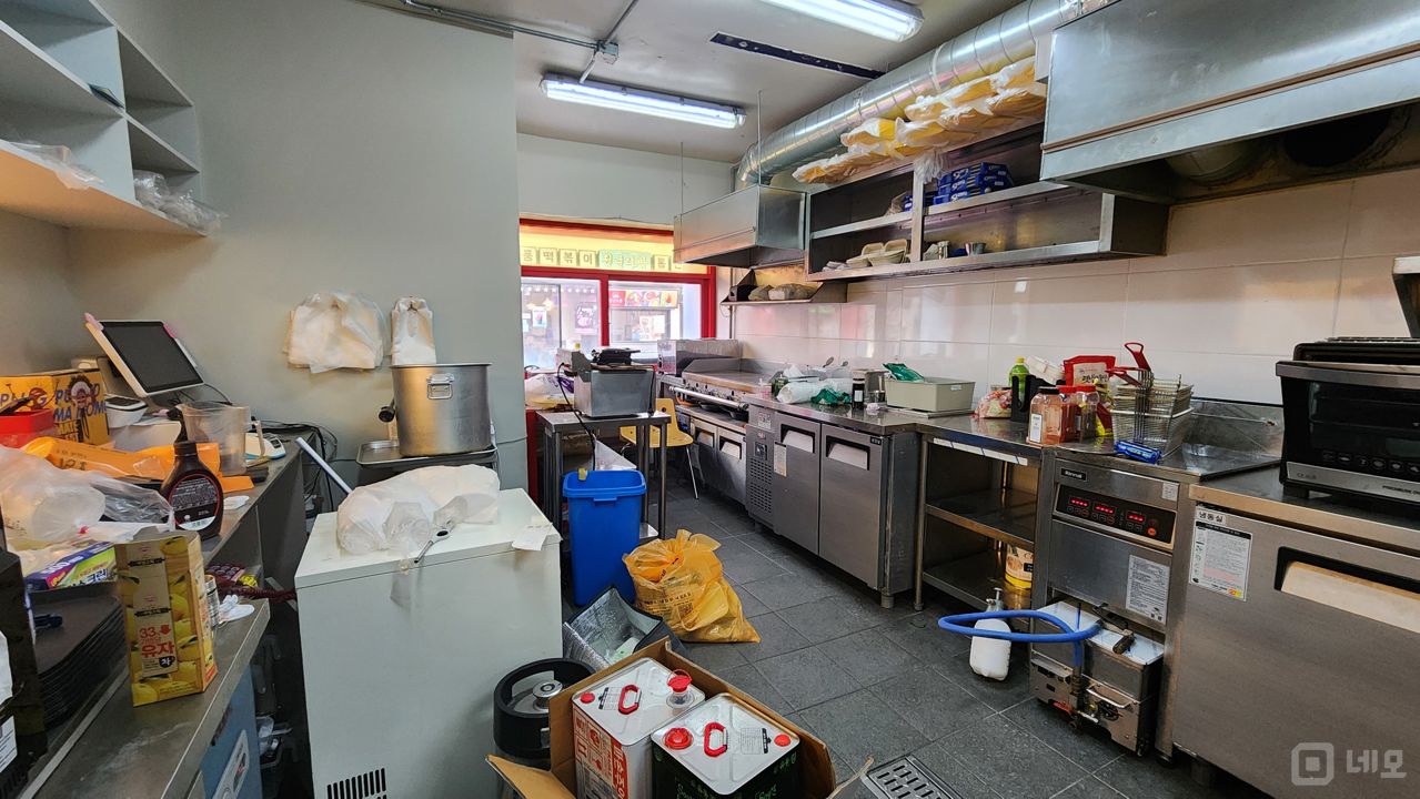 자양동 건대입구역 역세권, 주방 시설 완비, 중심상권 위치한 버거집 매물의 7번째 사진