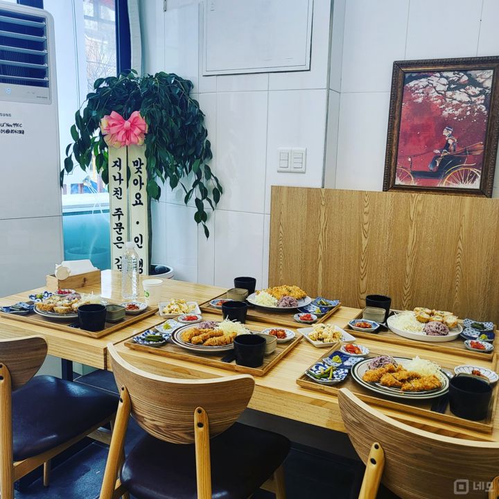 북한산보국문역 역세권, 아파트 상가 위치해 단골 많은 돈까스 전문점 매물의 2번째 사진