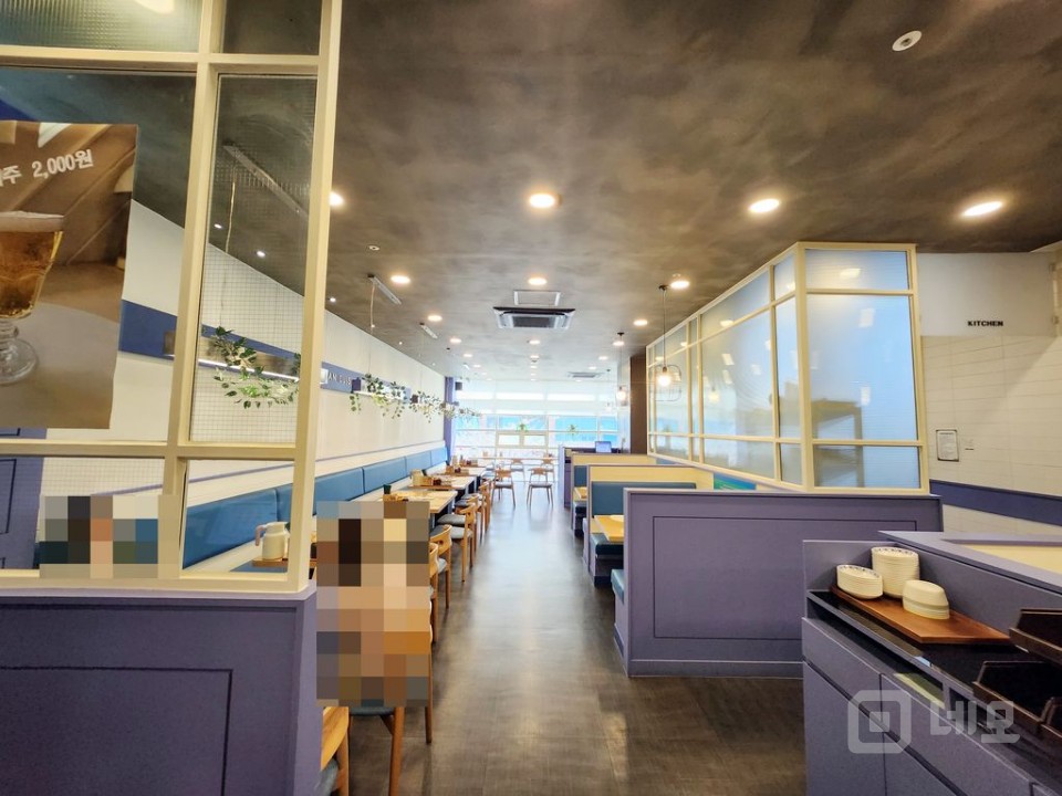 l 대형면적 l 2층 l 최대항아리상권 l 음식점 l 매물의 6번째 사진