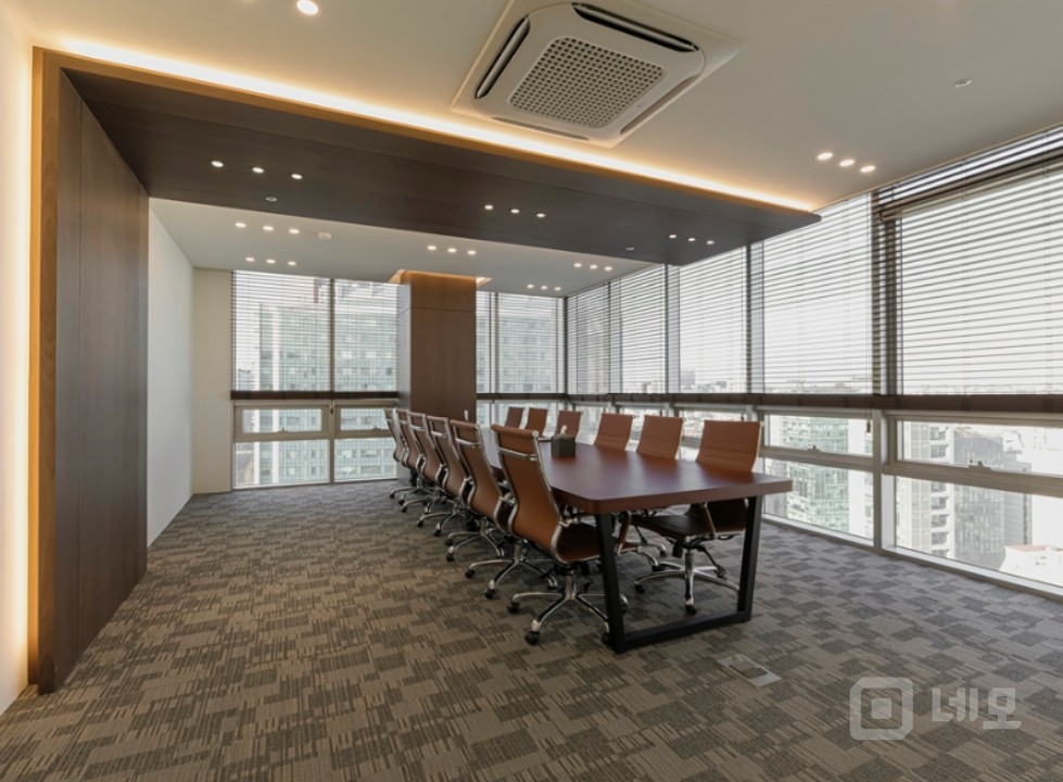 ☆ 뷰 맛집 ☆ 주차 편리한 역세권 력셔리 오피스  매물의 4번째 사진