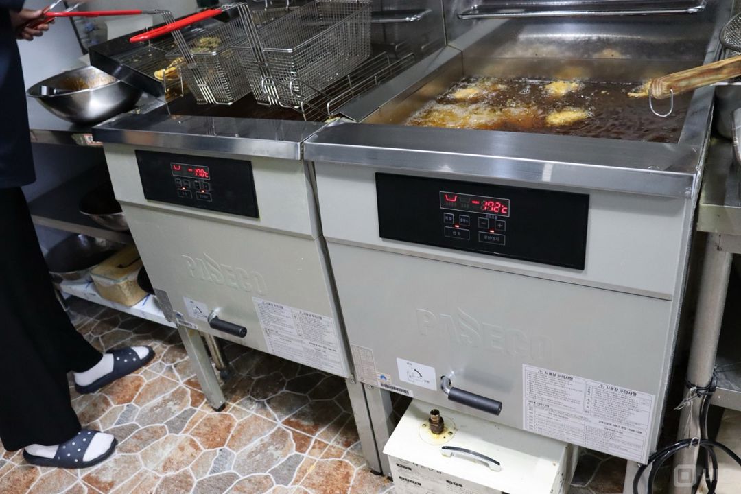 석관동 석계역 역세권, 전통시장 초입 위치해 고객 유입 좋은 치킨집 매물의 3번째 사진