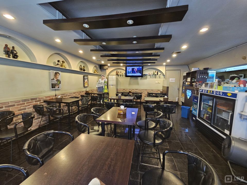 접근성 좋은 대로변 1층, 성수동2가 호프집 매물의 1번째 사진