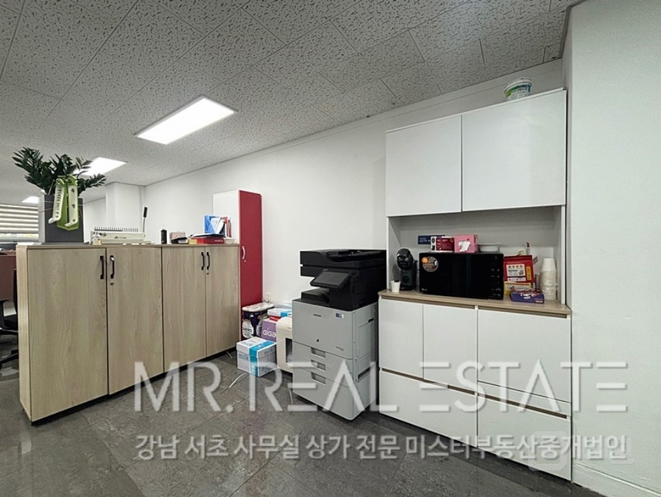언주역도보3분.가성비ACE.주차무료1대.깔끔한인테리어 매물의 8번째 사진