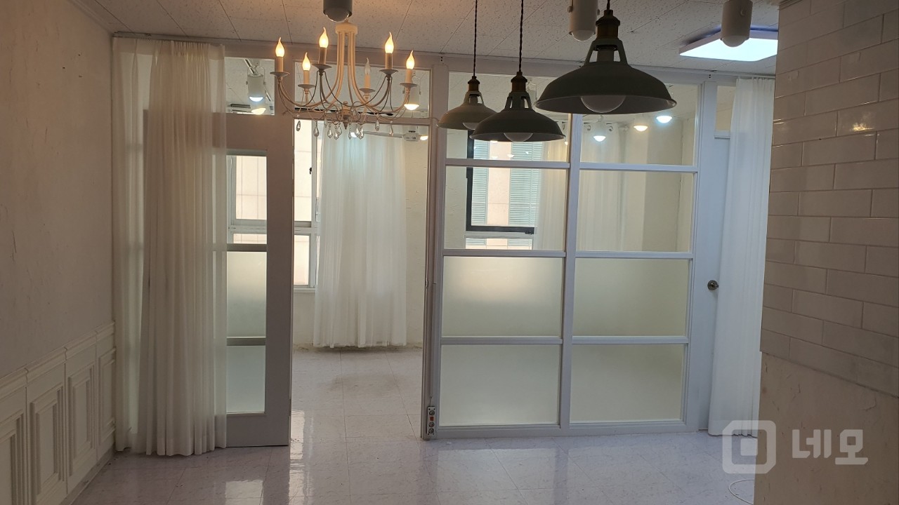 화정로데오입구 네일 피부미용 사무실 추천 환하고 화정역5분으로 접근성좋음 매물의 2번째 사진