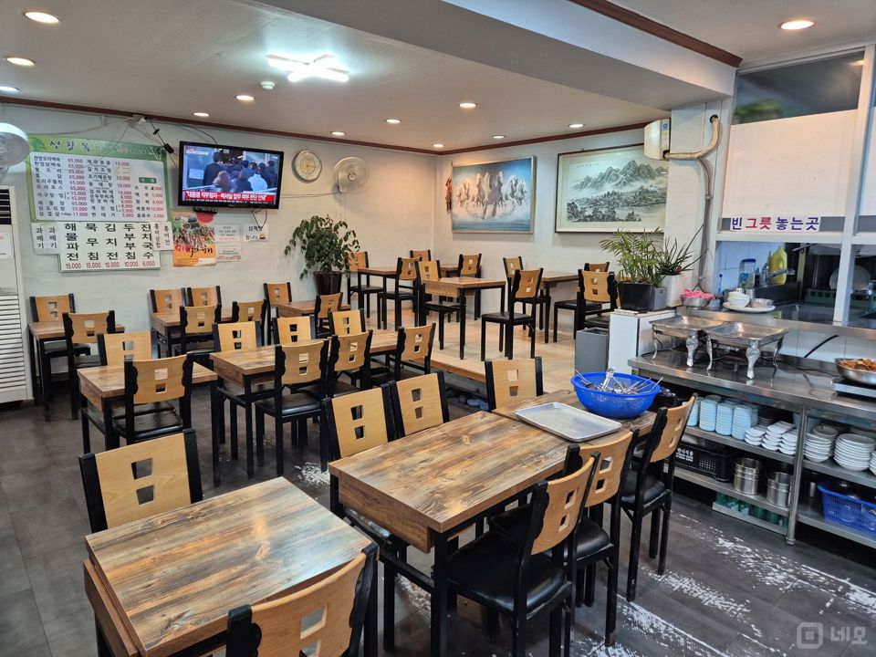 암사역 도보 7분 주변의 대로변 노출 좋은 음식점 매물의 2번째 사진