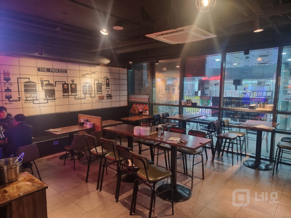 마곡나루 역세권 대로변 호프집 매물의 2번째 사진