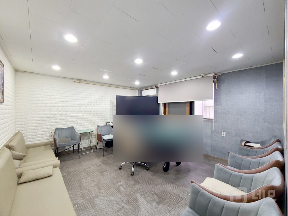 빠른입주 가능 엘베있음 내부 룸 공간 별도 매물의 3번째 사진