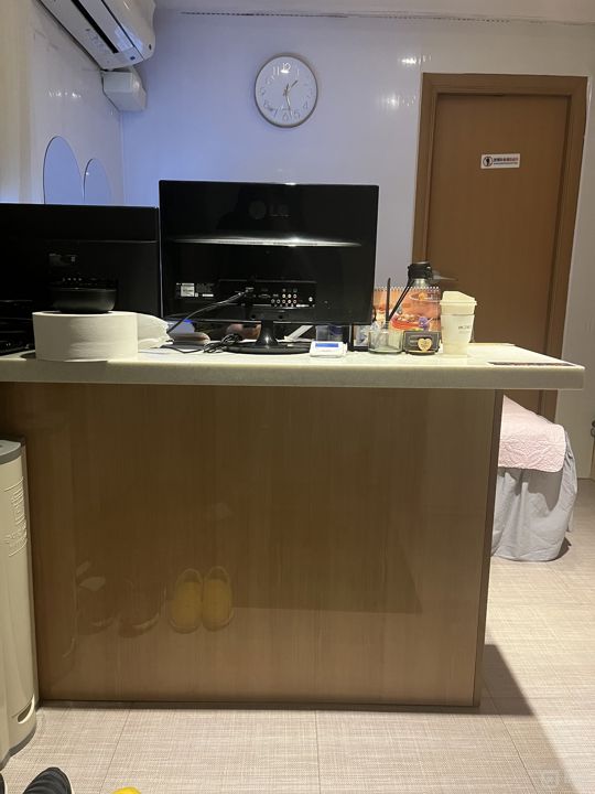 도림동 대로변 코너자리에 위치한 마사지샵 매물의 1번째 사진