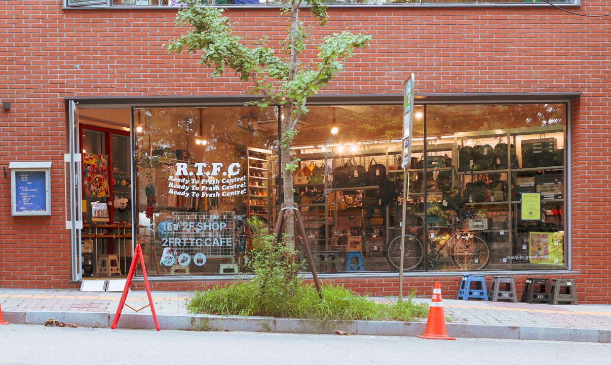 효창공원 메인도로 접근성 좋은 공덕동 편집샵카페 매물의 10번째 사진