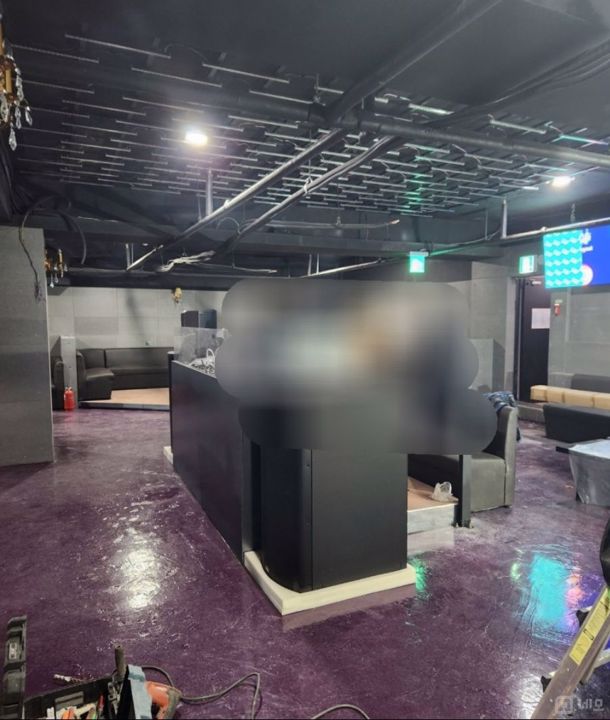번화가 상권, 신사동 가로수길 상권에 위치한 지하1층 라운지바 매물의 3번째 사진