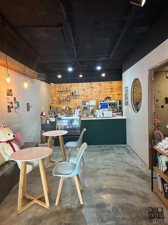 만안구 안양동 위치좋은 대로변 2층 상가 임대 매물의 1번째 사진