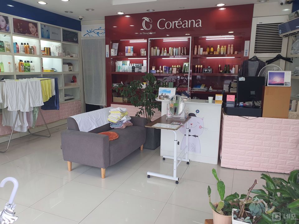 대로변 코너자리, 주목도 높은 군자동 1층 상가 매물의 2번째 사진