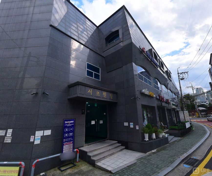 역세권, 교대역 주거지 골목 미용실 1층 상가 임대 매물의 7번째 사진