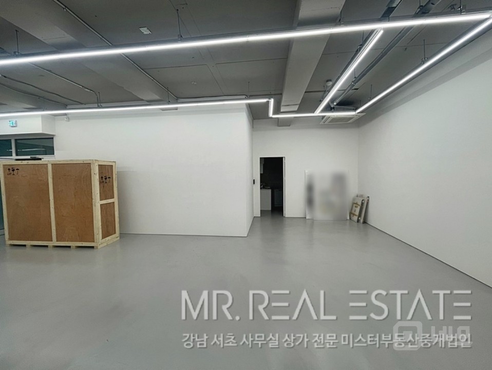 선정릉역.3분.1층.주차가능.내외관컨디션ACE 매물의 7번째 사진