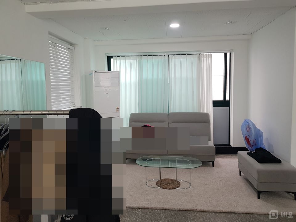 평수대비저렴2층단독사용천정바닥깔끔한내부인테리어개인사무실및소형쇼핑몰완전추천 매물의 3번째 사진