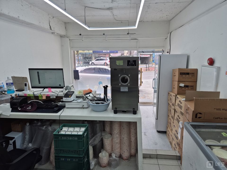 성산동 전수양도 가능한 요거트 전문점 매물의 2번째 사진