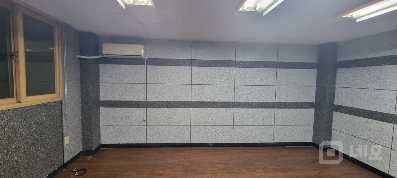 동대입구역 6분거리 동대문역사문화역 8분거리 2층 사무실 매물의 4번째 사진