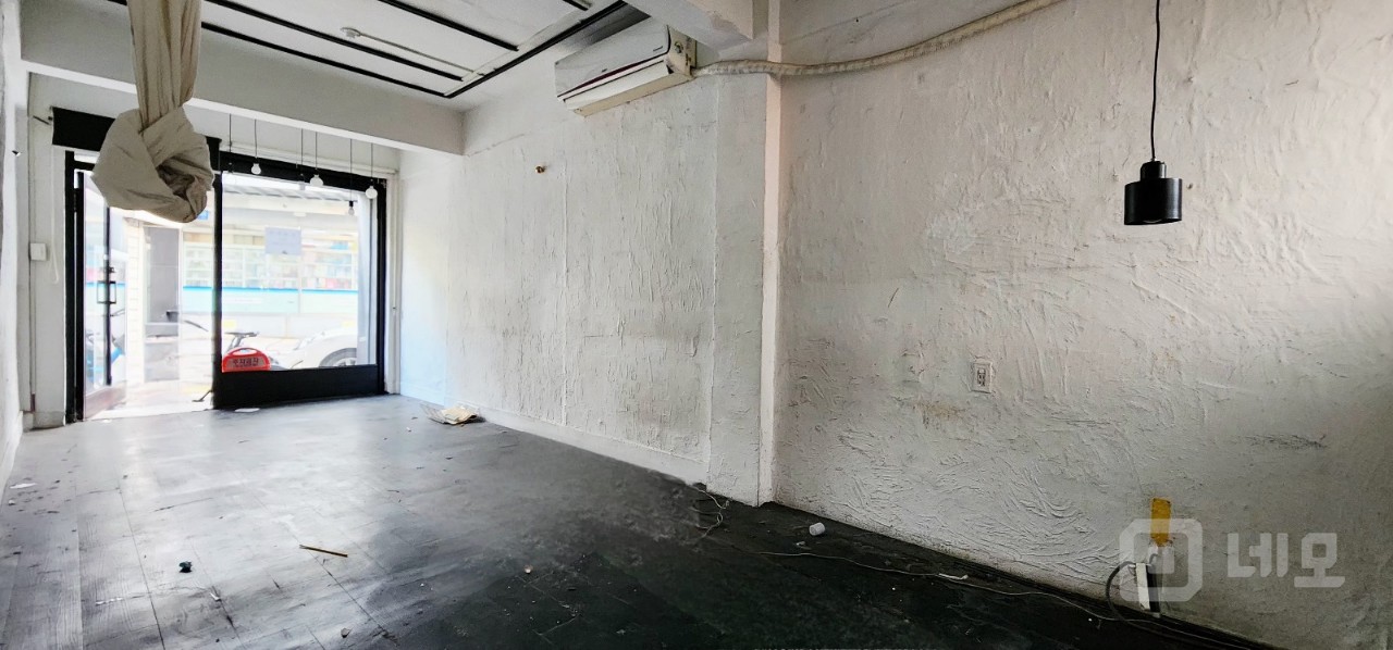 무권리 1층 월세 저렴 서교초 의류거리 초메인 매물의 4번째 사진