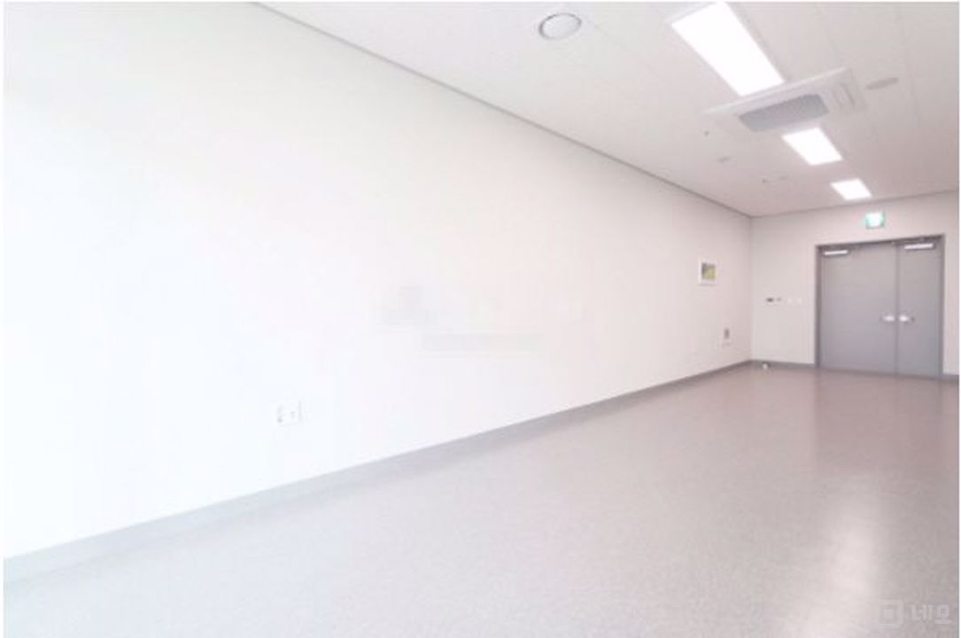 뚝섬역역세권 l 신축 첫입주 l 로얄층 막힘없는 뷰 l 실사용 12 매물의 4번째 사진