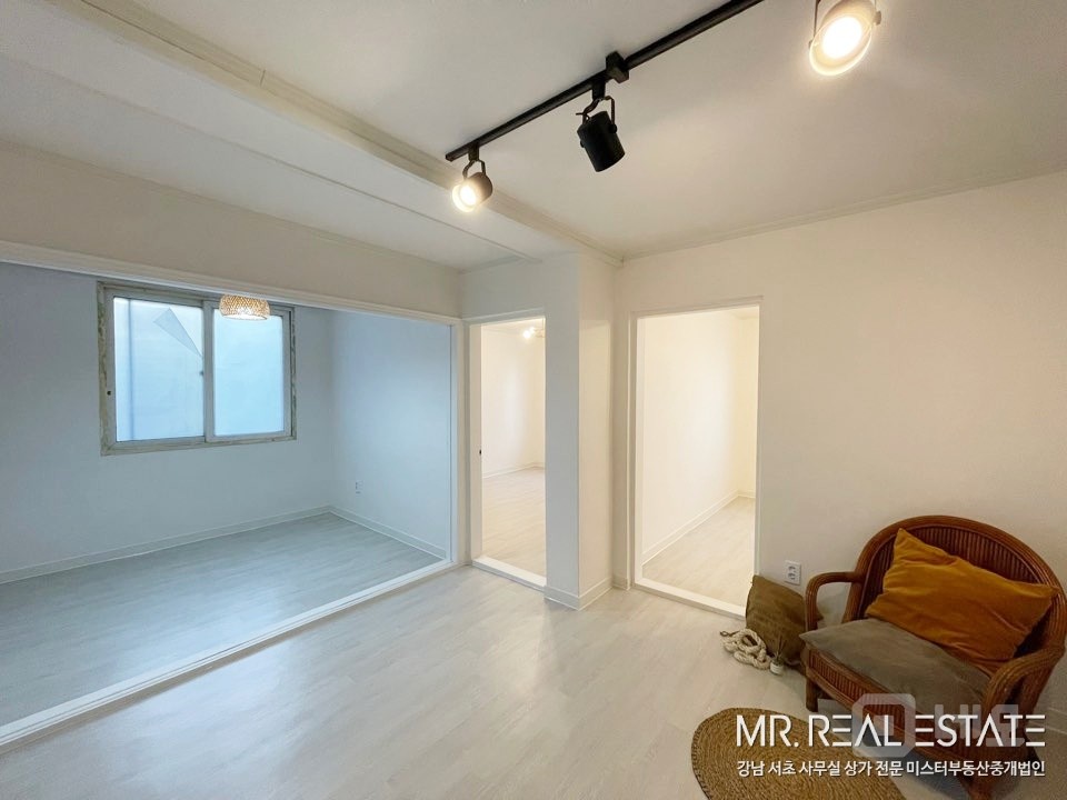 논현초옆.인테리어ACE.사무실.상가.모두환영 매물의 1번째 사진