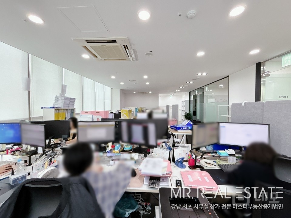 논현역1분 초역세권 대로변 S급인테리어 ACE 매물의 4번째 사진
