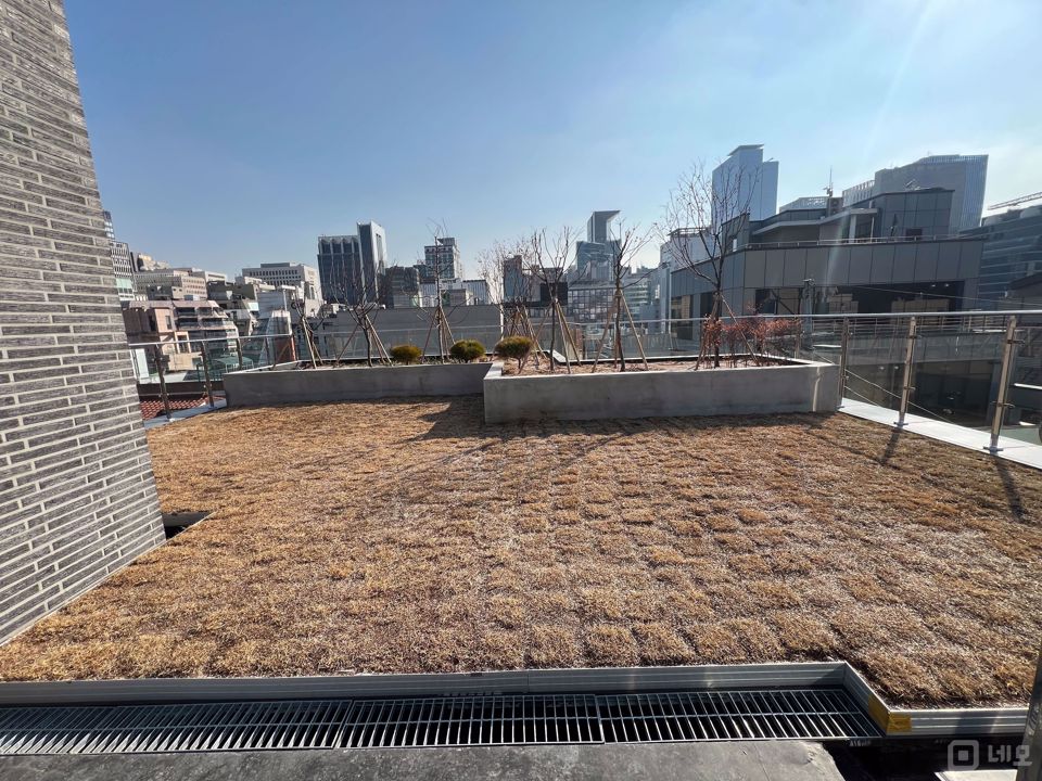 신논현역, 강남역 사이에 위치한 접근성 S급 신축 지하 사무실 매물의 10번째 사진