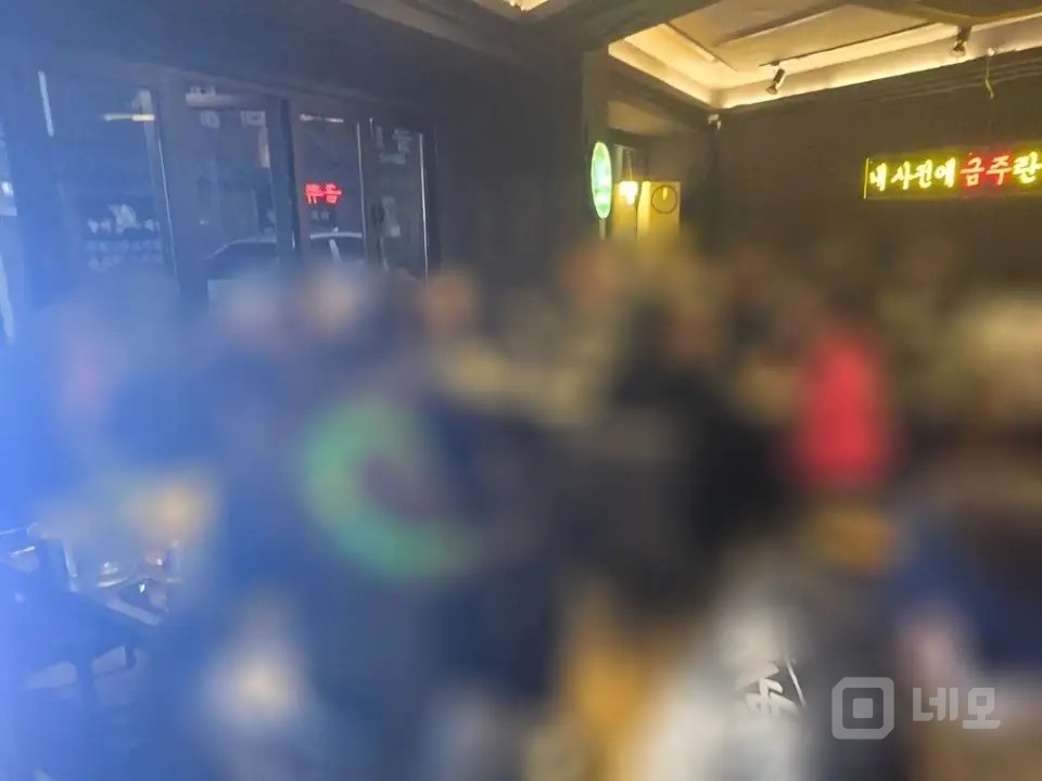 암사역2분거리암사시장바로앞인테리어깔끔새냉장고및4개화구붙박이장새테이블의자 매물의 12번째 사진