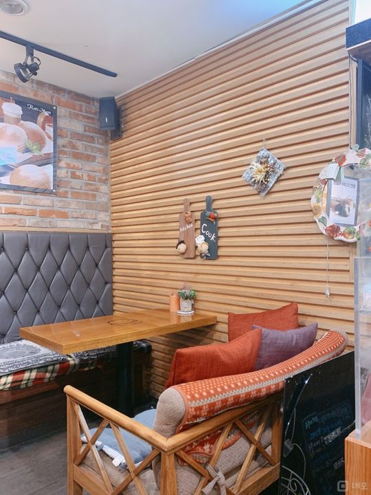 권선동 수원시청역 역세권, 12년 영업, 단골고객 많아 매출 좋은 카페 매물의 4번째 사진