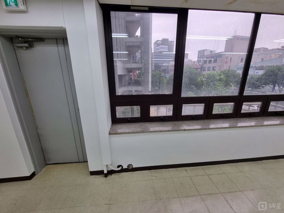 ▣3호선 및 2호선 교대역 도보 3분 이내 위치! 내부 완벽한 사무실▣ 매물의 5번째 사진