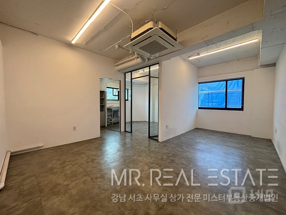 청담역1분 초역세권.빠른계약예상.S급컨디션.주차무료1대 매물의 4번째 사진