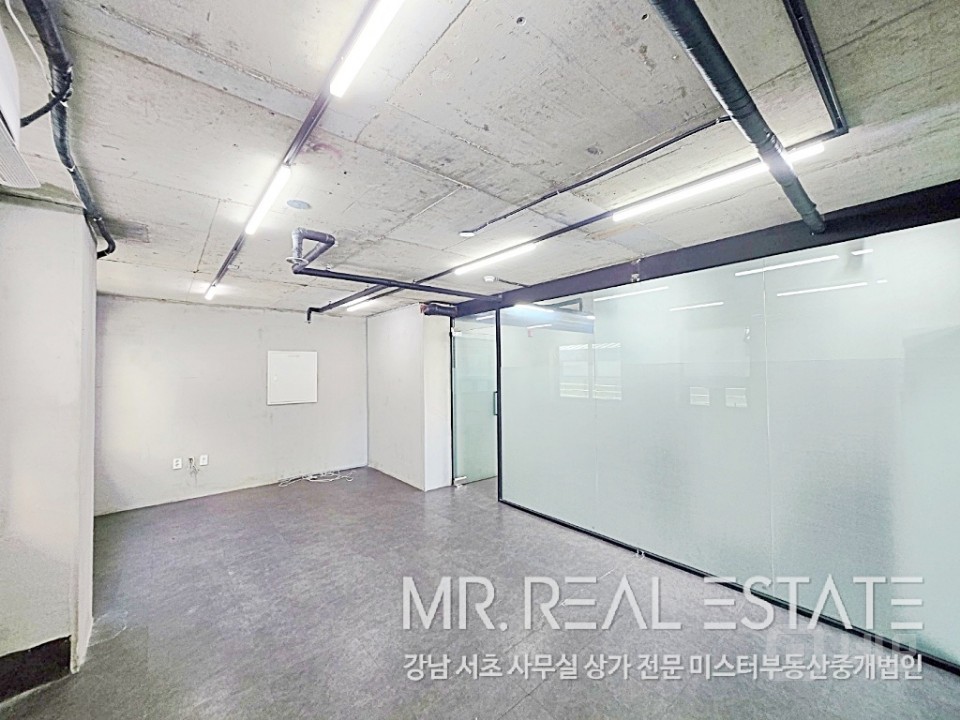 삼성중앙1분.룸7.주차5대.실60p.단독층ACE.가성비 매물의 4번째 사진