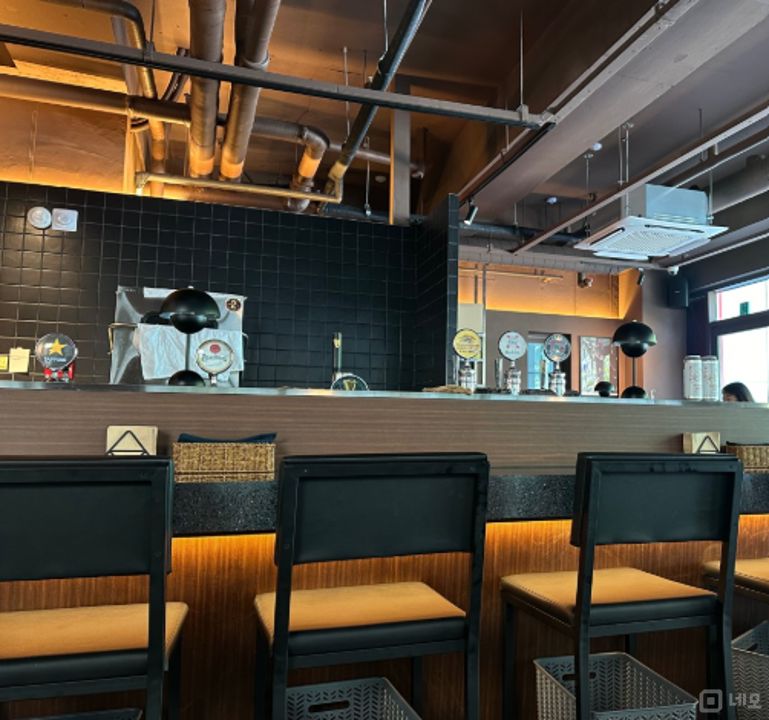 중구 태평로2가 성업중인 1층 펍 임대 매물의 3번째 사진