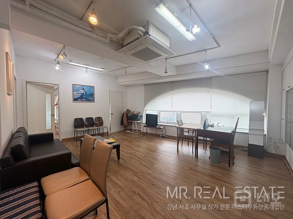 도산공원 대로면 코너 가성비甲 뷰맛집 매물의 12번째 사진