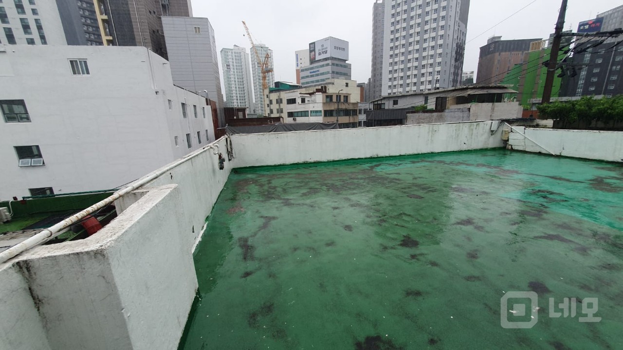 1,4호선 5분내 역세권 가장 저렴한 옥탑방과 지하실(창고) 매물의 5번째 사진