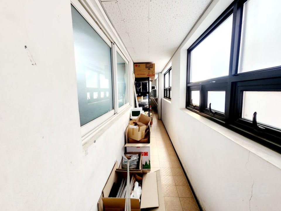 가성비 사무실 O 주차 3대가능O  룸 인테리어 O시설 완비 O더블역세권 매물의 9번째 사진