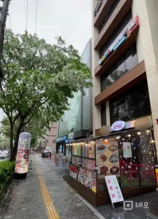 손님이 끊이지 않는 집. 몸이 아파 급하게 내놓습니다 매물의 6번째 사진